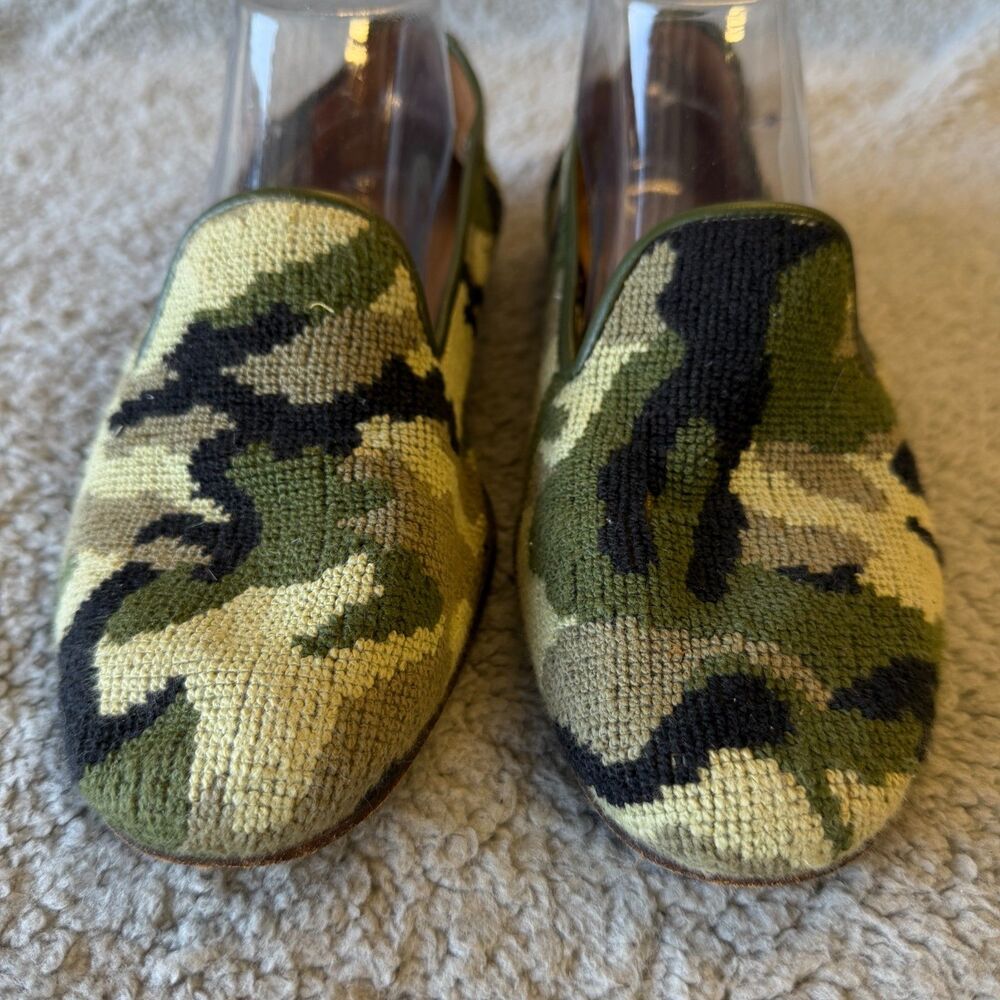 STUBBS Wootton Camo Slippers Loafer Shoes Women 9 Green Flats Needlepoint Spain
